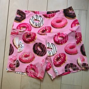 donut print leggings/shorts